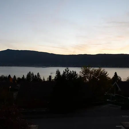 Entre Lac Et Montagne Veyrier-du-Lac Exterior photo